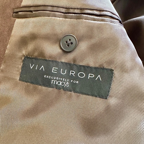 VIA EUROPA, FROM MACYS, DARK BROWN SPORT COAT. SIZE 44R - Picture 8 of 10